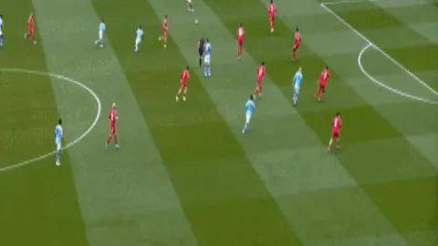 施羅德展現卓越競爭力，科爾讚其助陣獲勝